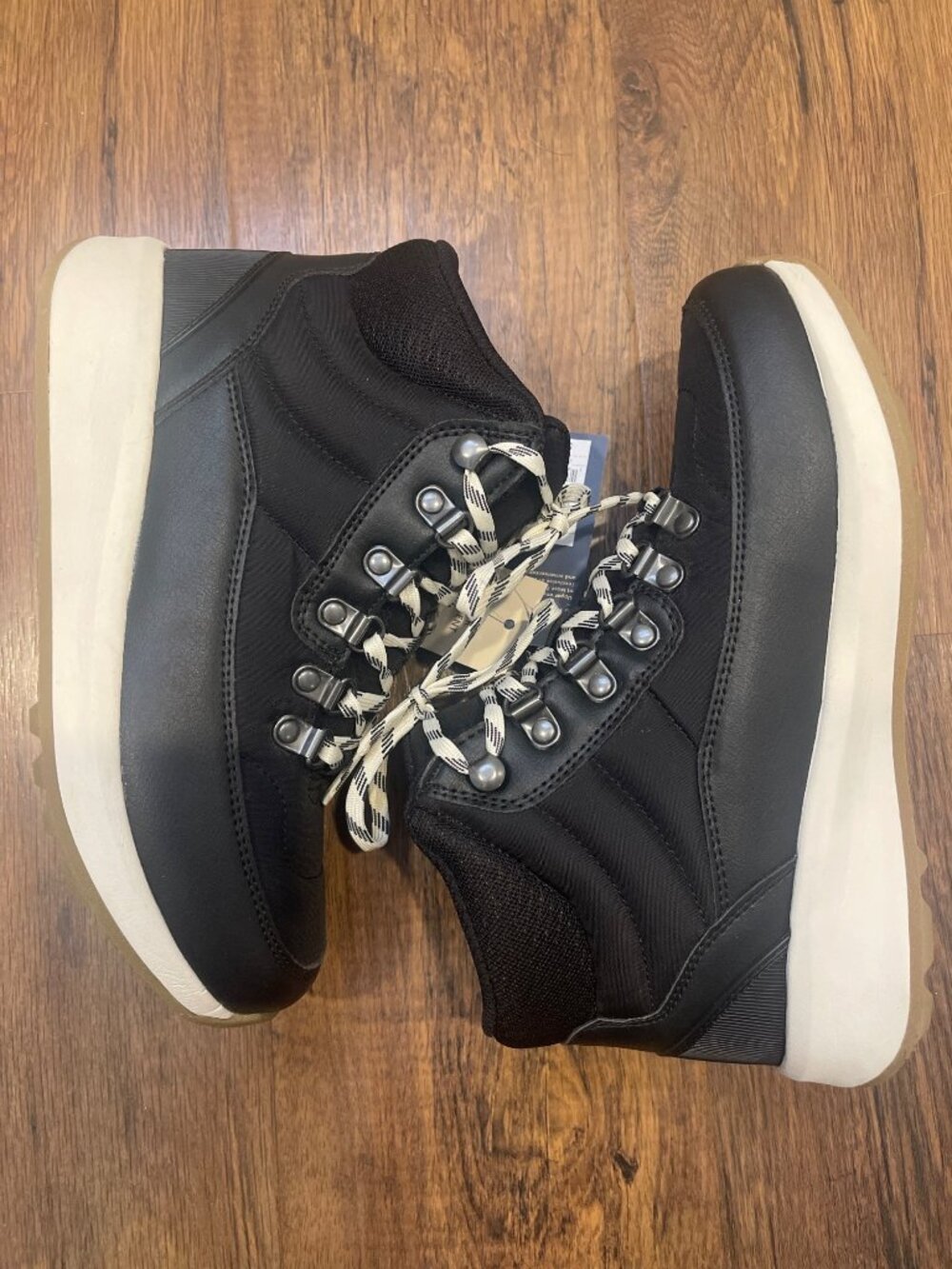 NWT Universal Thread Bergen Winter Boot Hiking Womens 7 - Picture 4 of 10